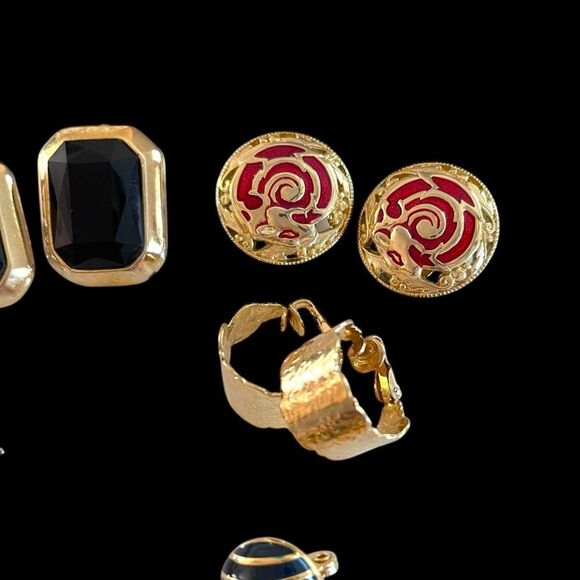 Vintage 90’s Gold Clip On Earrings Lot - Picture 3 of 6